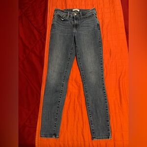 Levi's Denizen Skinny Jeans 2 Pair Lot